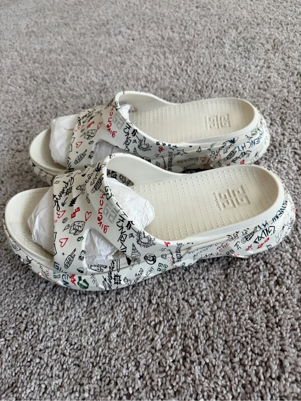 MARSHMALLOW MULTICOLORED SLIDES